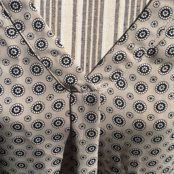 Lex & Madison blouse - Picture 3 of 6